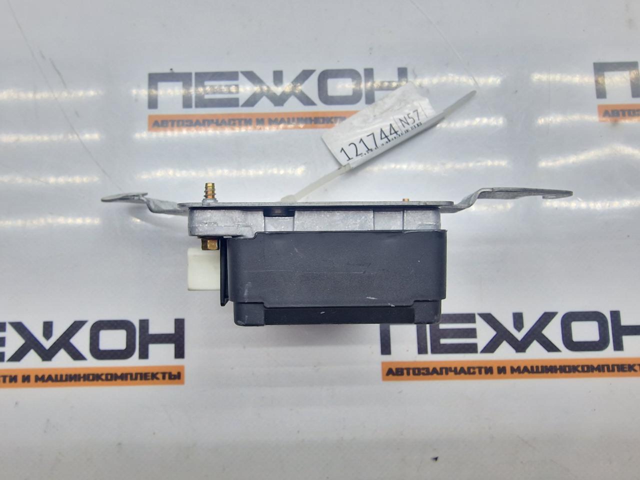 Блок управления топливным насосом X-TYPE 2002 X400 3.0 AJ30