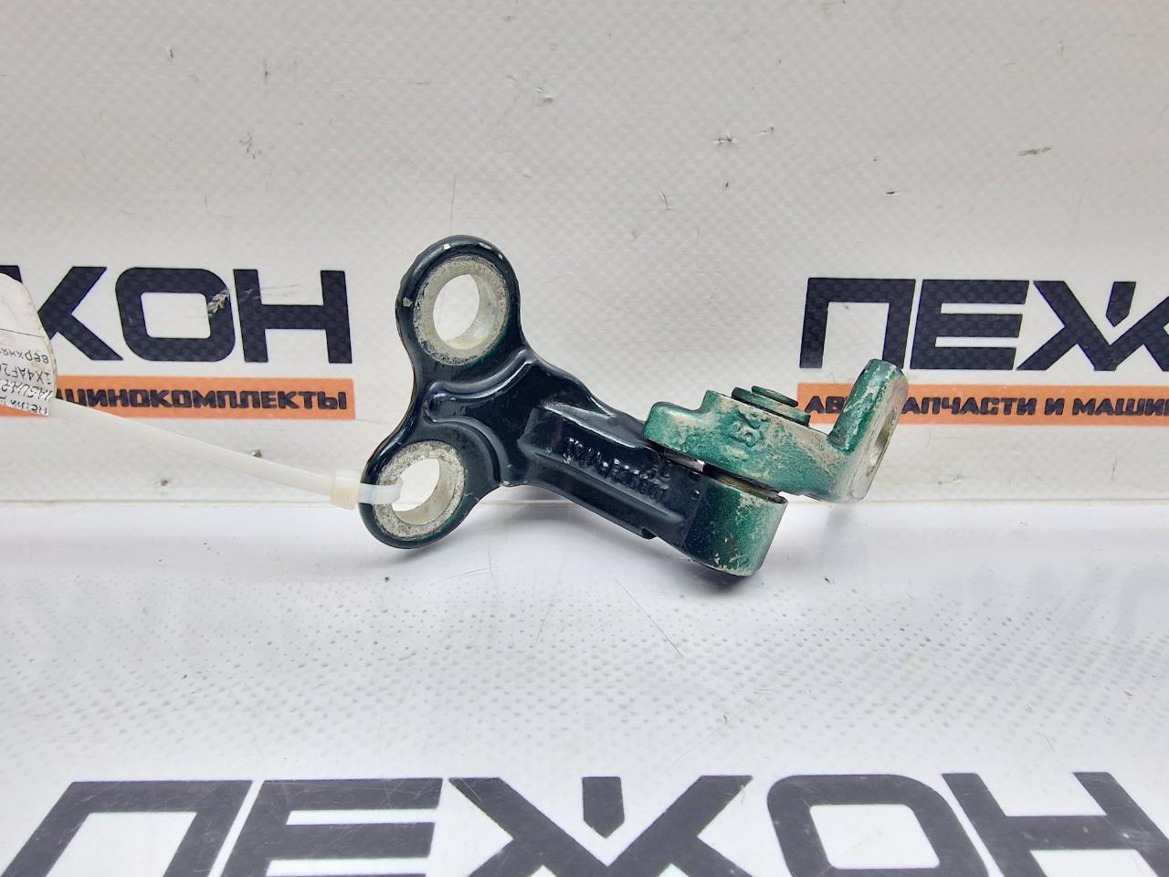 Петля двери задняя левая JAGUAR X-TYPE X400 3.0 AJ30 Петля двери задняя левая JAGUAR X-TYPE X400 3.0 AJ30