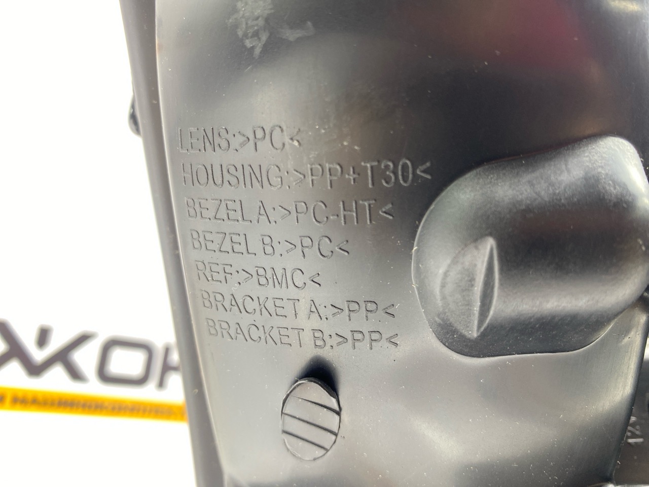 Фара (не оригинал) левая CRUZE 1 Фара (не оригинал) левая CRUZE 1