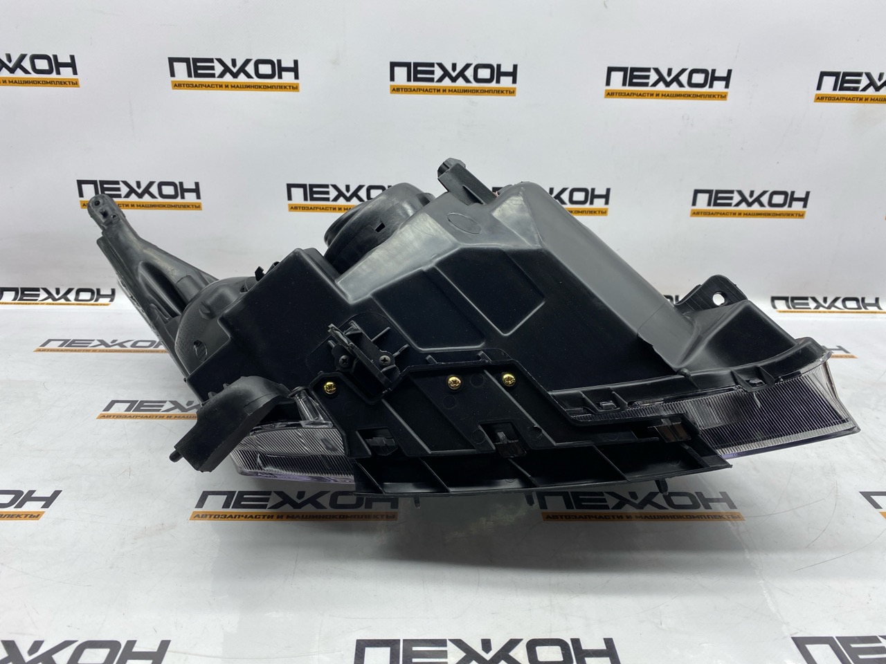 Фара (не оригинал) левая CRUZE 1 Фара (не оригинал) левая CRUZE 1