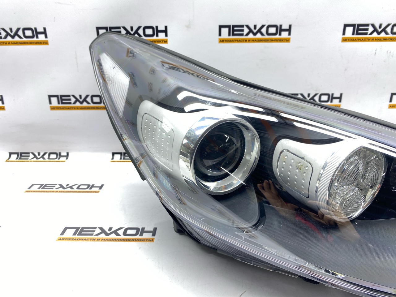 Фара (не оригинал) правая KIA SPORTAGE 4