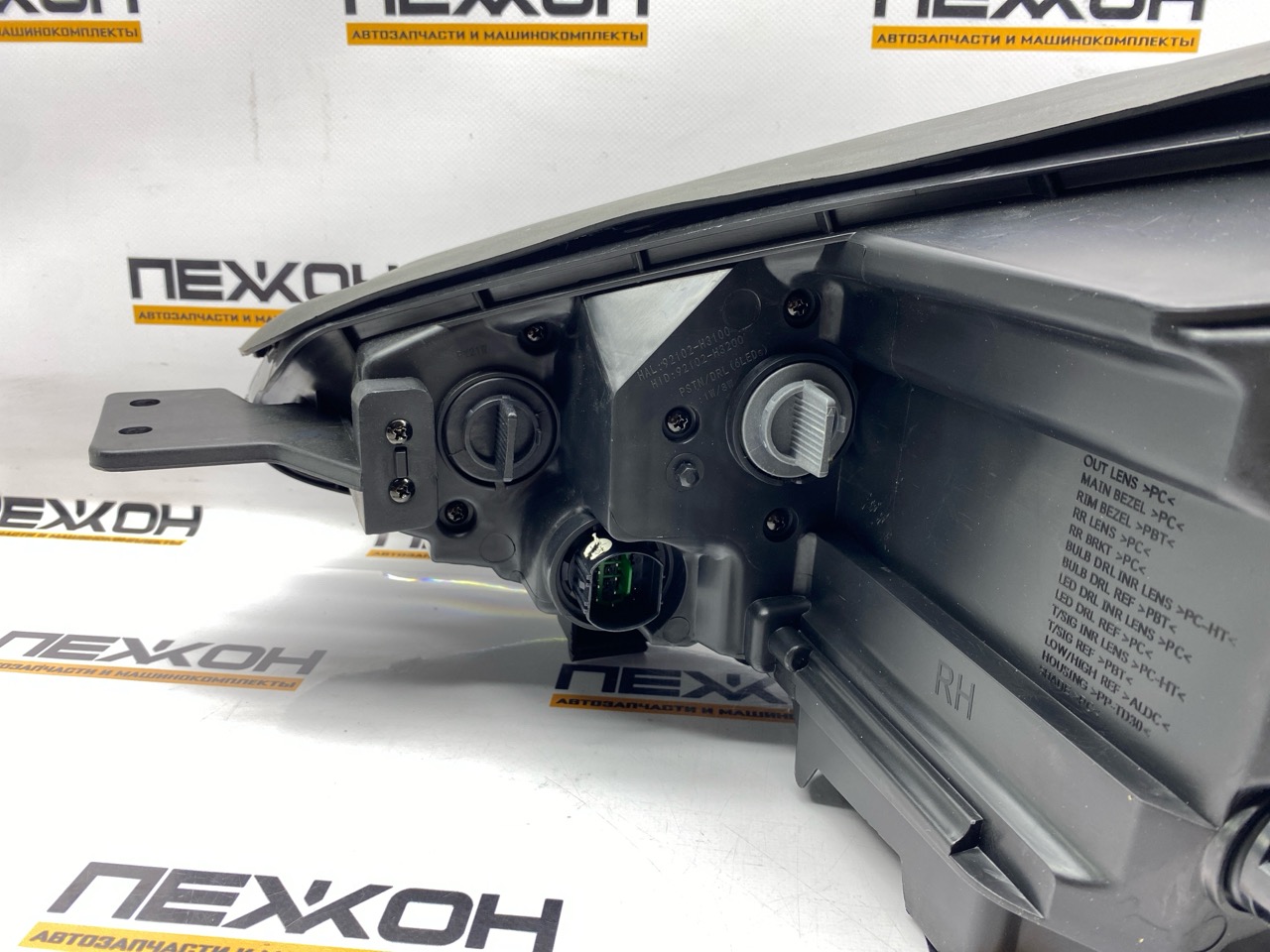 Фара (не оригинал) правая SPORTAGE 4