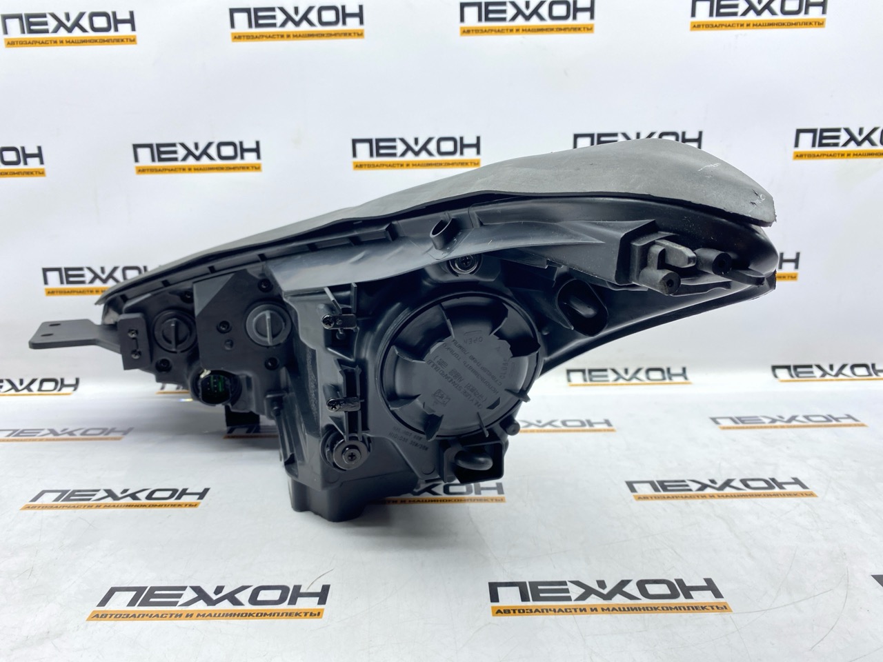 Фара (не оригинал) правая SPORTAGE 4