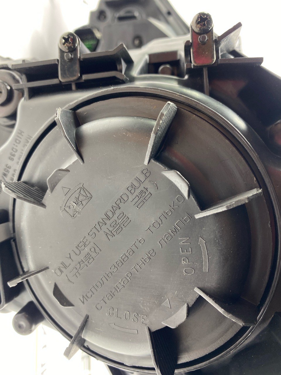 Фара (не оригинал) правая SPORTAGE 4