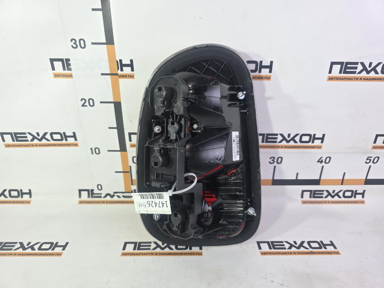 Фонарь правый COUNTRYMAN 2013 R60 1.6 N18B16A