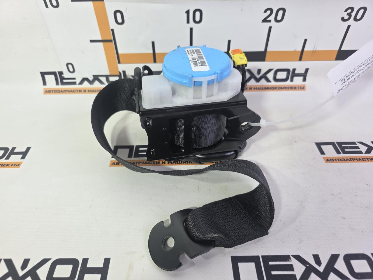 Ремень безопасности задний QX30 2018 H15 2.0 20PET Ремень безопасности задний QX30 2018 H15 2.0 20PET