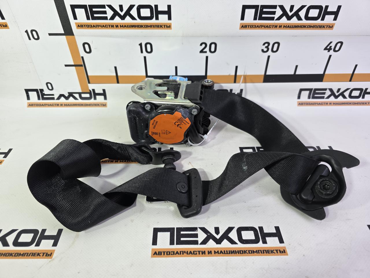 Ремень безопасности передний правый QX30 2018 H15 2.0 20PET