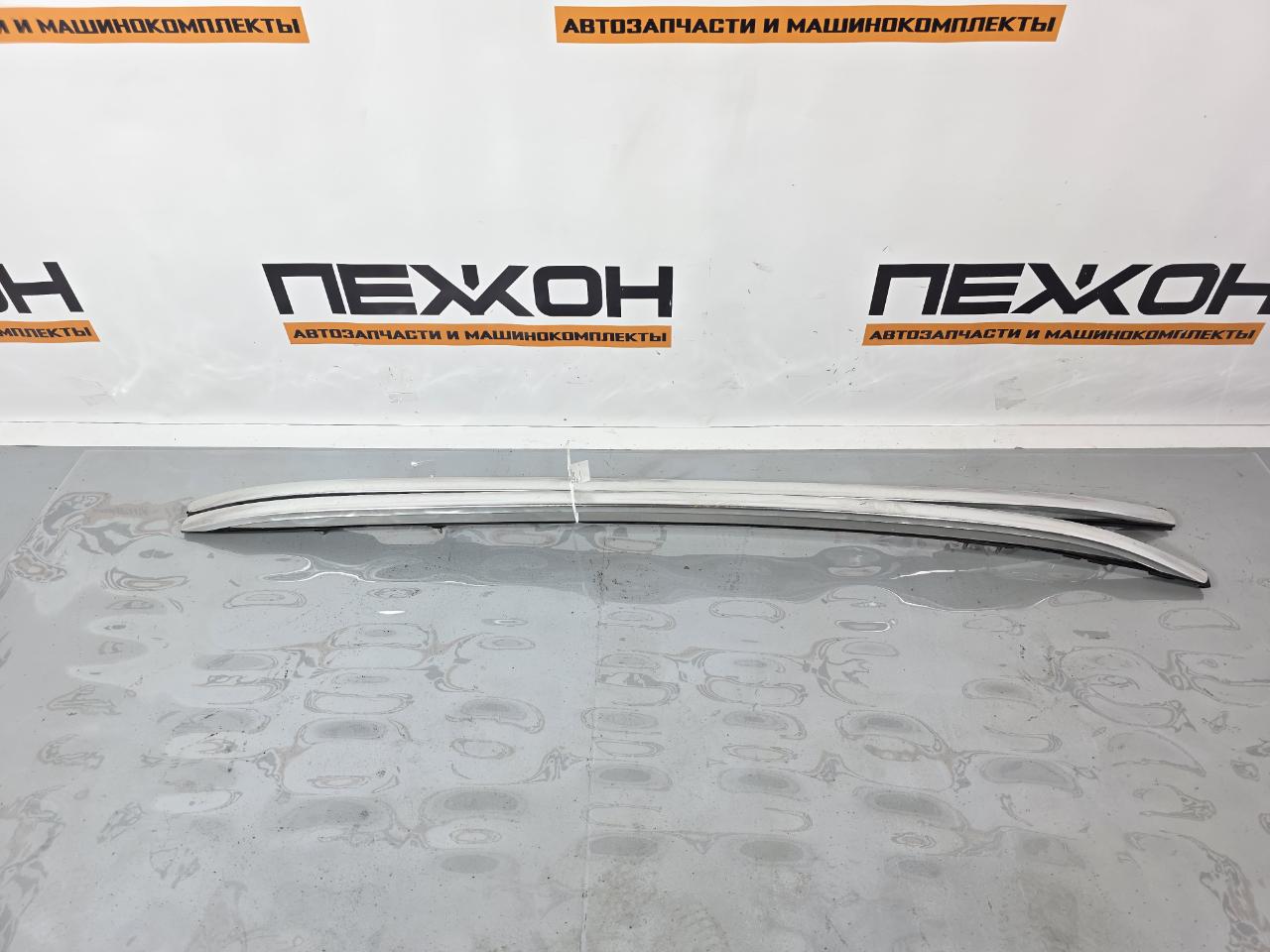 Рейлинги на крышу INFINITI QX30 2018 H15 2.0 20PET 738215DA0A контрактная