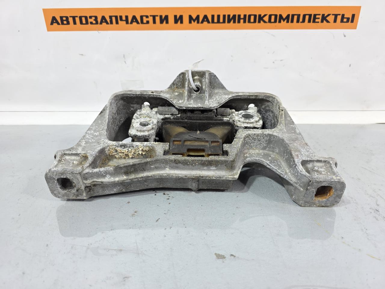 Подушка двигателя правая QX30 2018 H15 2.0 20PET