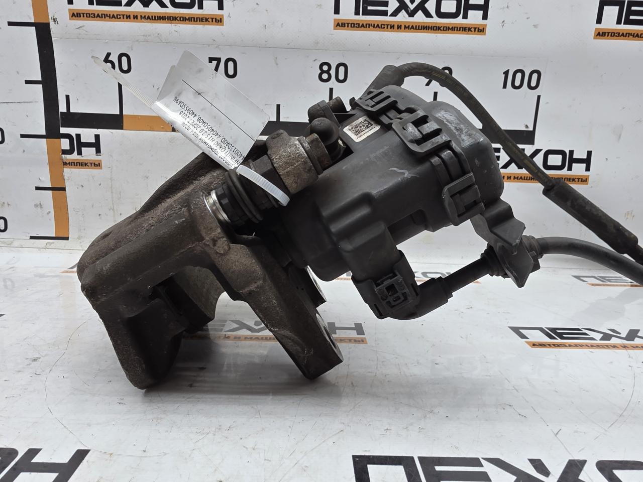 Суппорт тормозной задний правый QX30 2018 H15 2.0 20PET