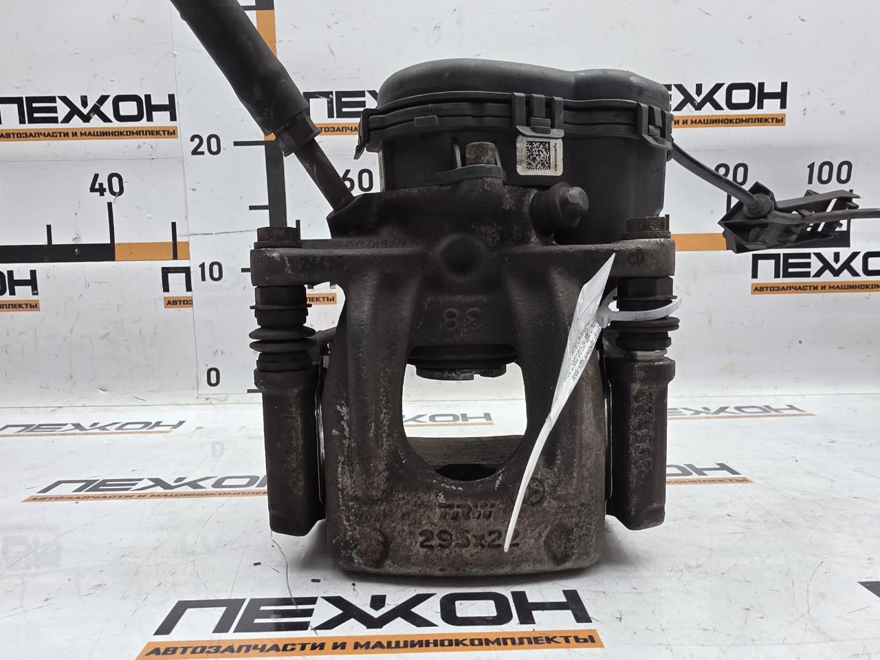 Суппорт тормозной задний правый QX30 2018 H15 2.0 20PET