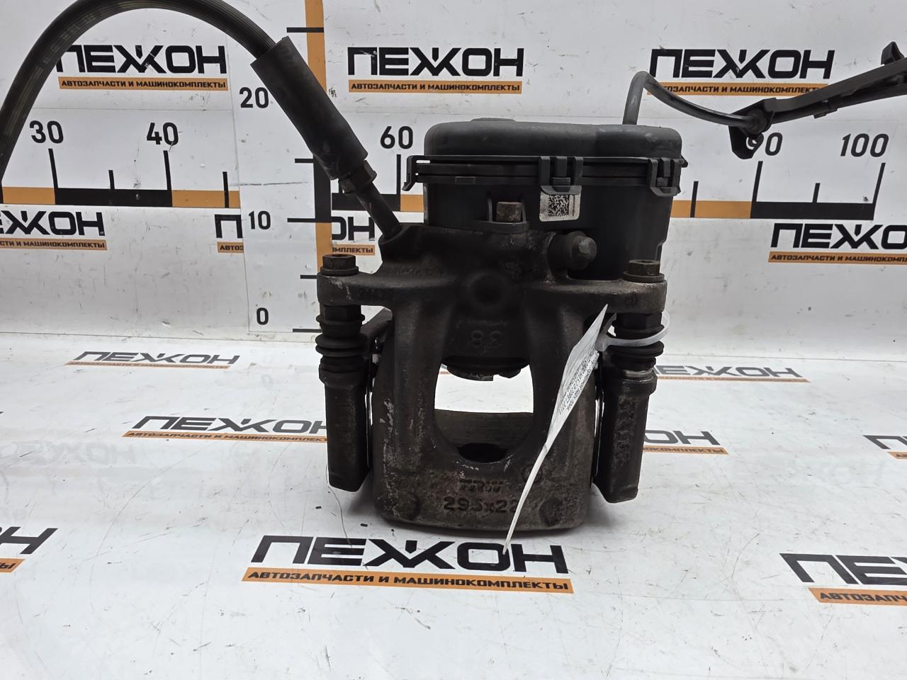 Суппорт тормозной задний правый QX30 2018 H15 2.0 20PET