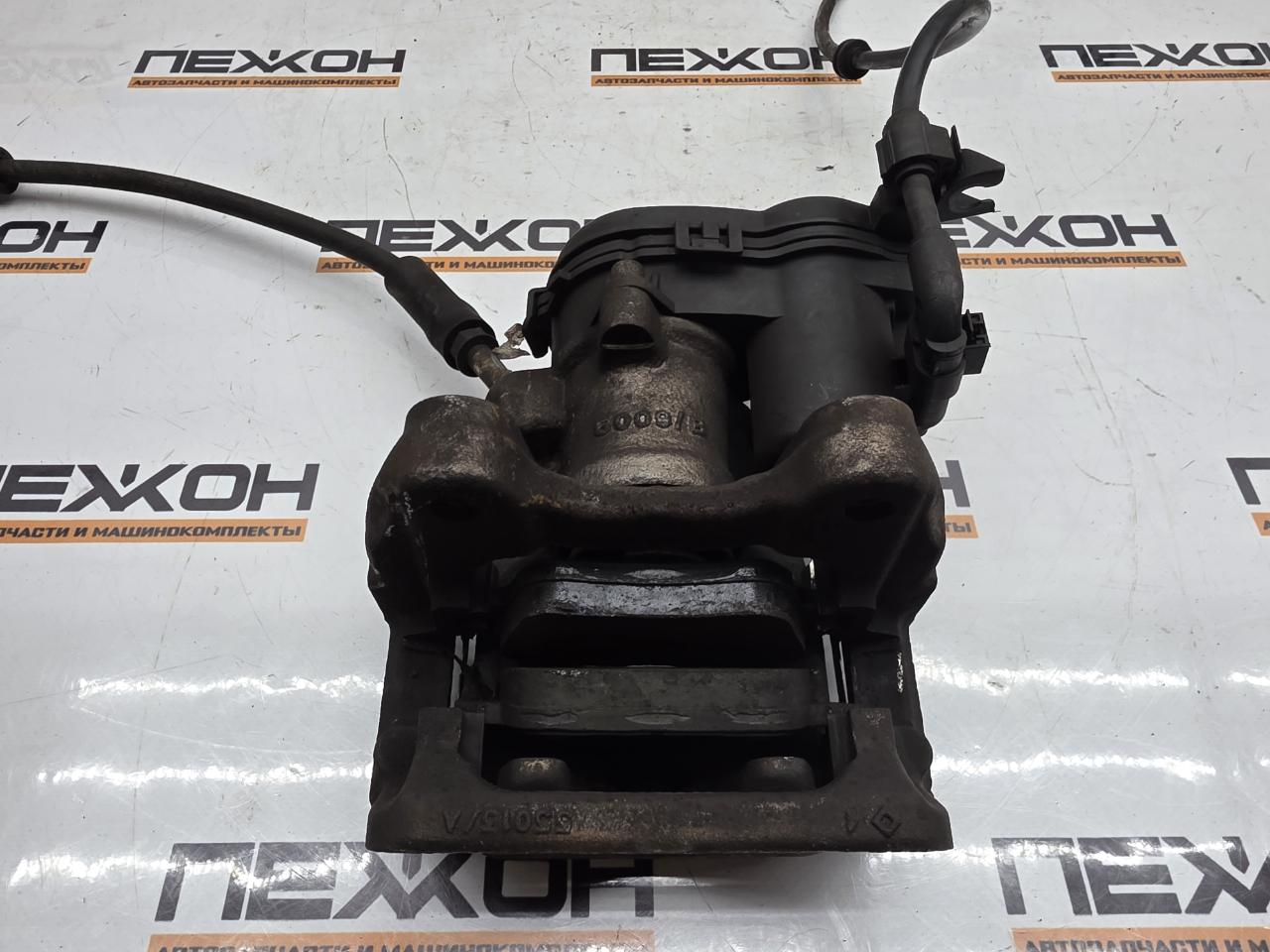 Суппорт тормозной задний левый QX30 2018 H15 2.0 20PET