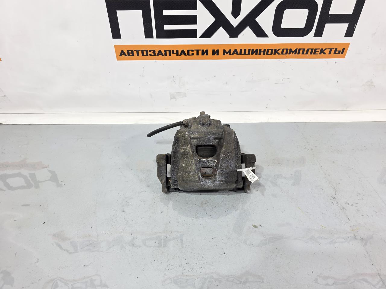 Суппорт тормозной передний правый VOLKSWAGEN TIGUAN 2015 5N2 1.4 CTHD 5N0615124 контрактная
