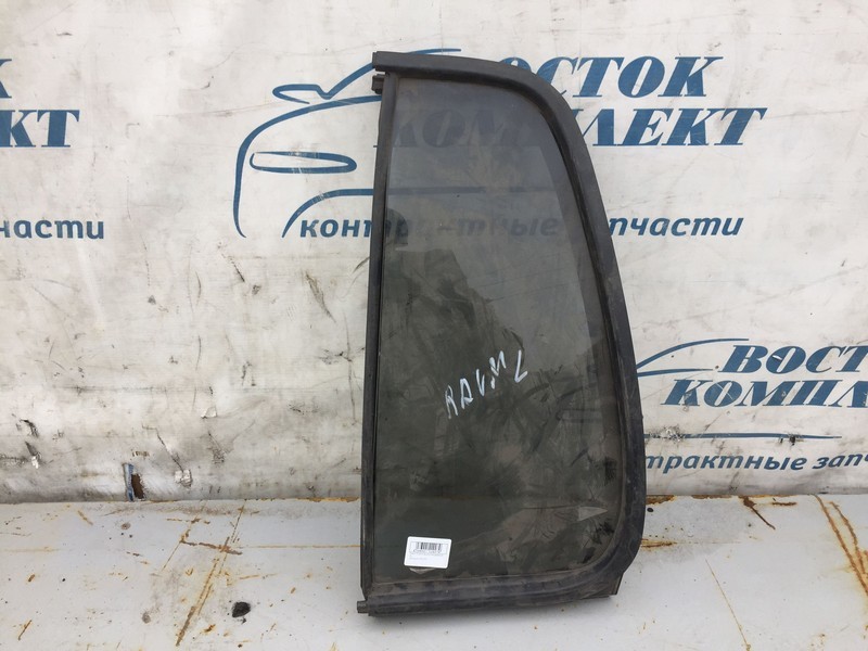 Форточка двери Toyota Raum EXZ10 5E-FE зад лев