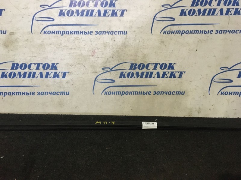 Молдинг крыши Mazda Verisa DC5W ZY-VE