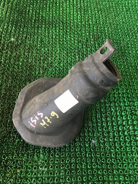 Пыльник рулевого кардана Toyota Isis ZNM10W 1ZZ-FE