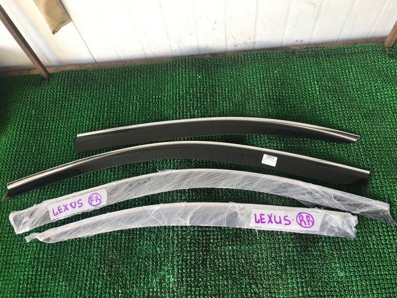 Ветровик Lexus LS600 UVF45