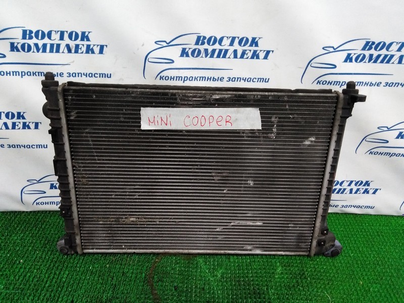 Радиатор двигателя Mini Coupe R50 W10B16A