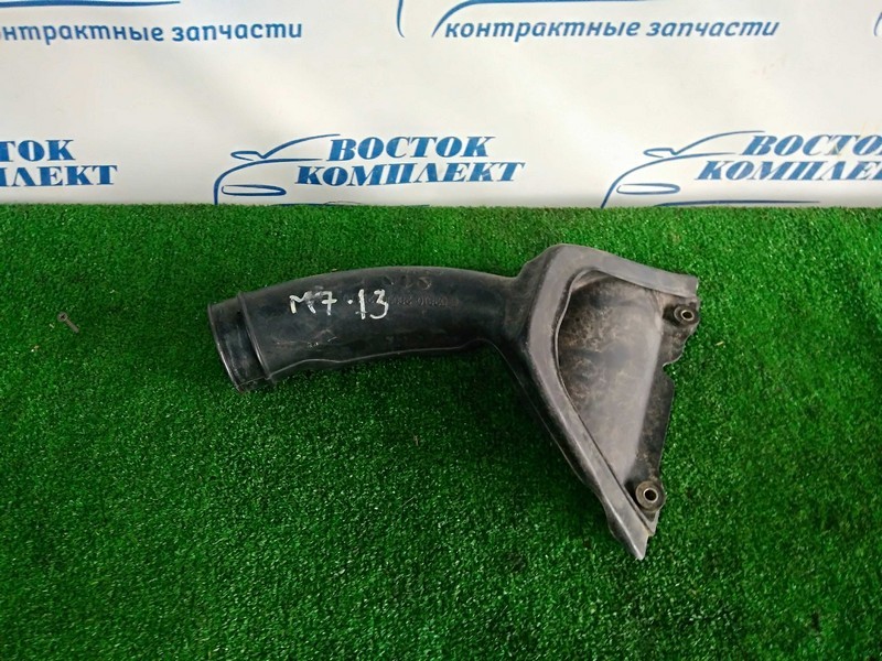 Воздухозаборник Toyota Estima ACR40W 2AZ-FE