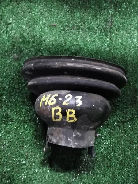 Пыльник рулевого кардана Toyota BB NCP31 1NZ-FE