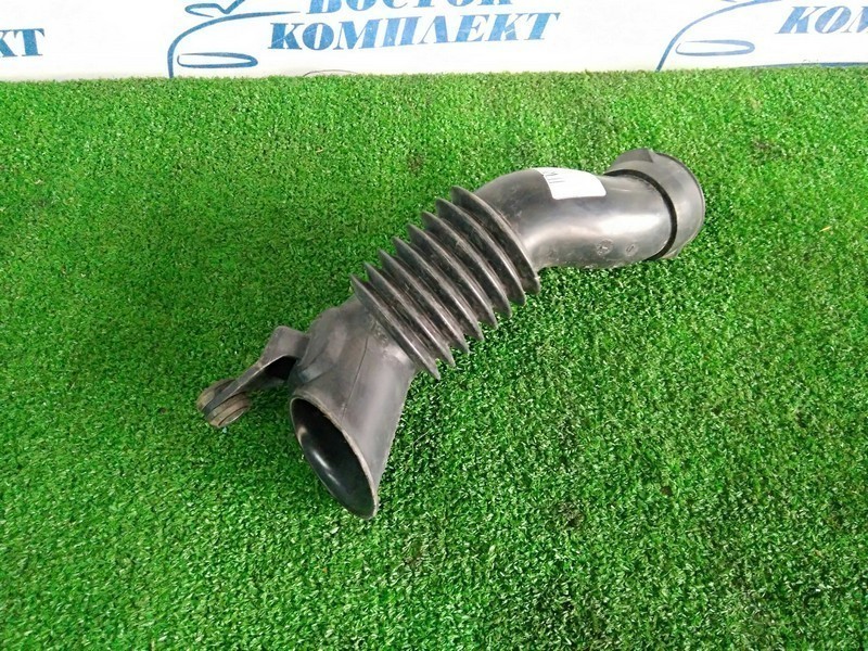 Воздухозаборник Toyota Passo KGC10 1KR-FE