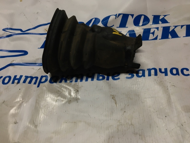 Пыльник рулевого кардана Toyota Sienta 2008 NCP81G 1NZ-FE