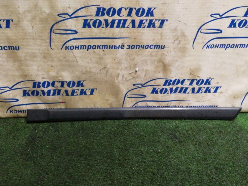 Молдинг на дверь Ford Fiesta CBK FYJA зад лев