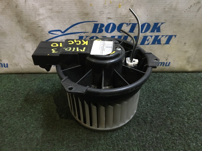 Вентилятор печки Toyota Passo KGC10 1KR-FE