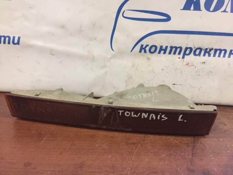 Повторитель поворота Toyota Townace CR30 2C лев