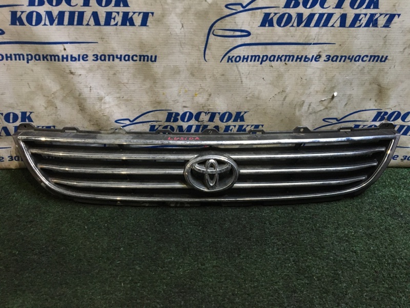 Решетка радиатора Toyota Estima Lucida TCR20G 3C-TE