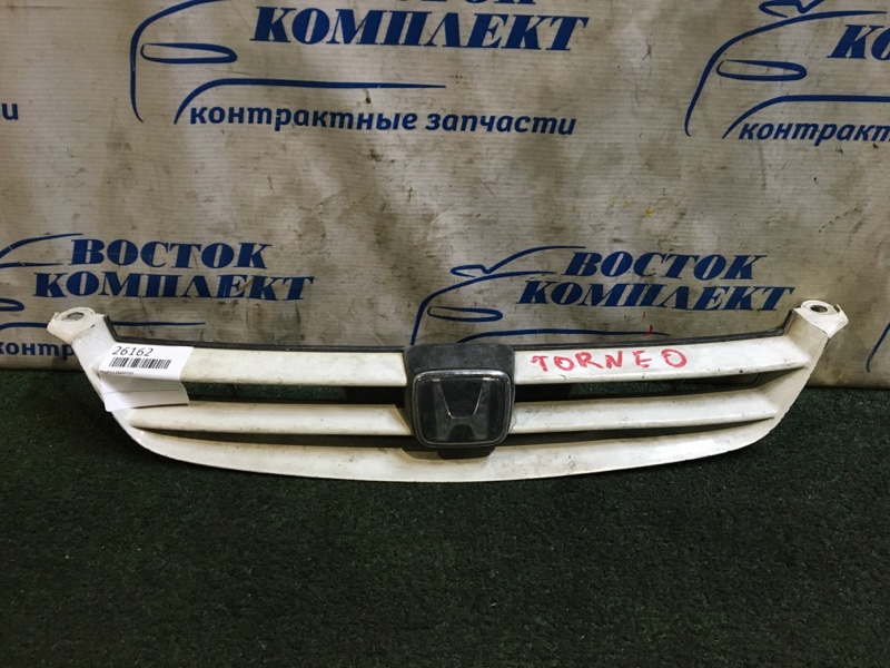 Решетка радиатора Honda Accord CF3