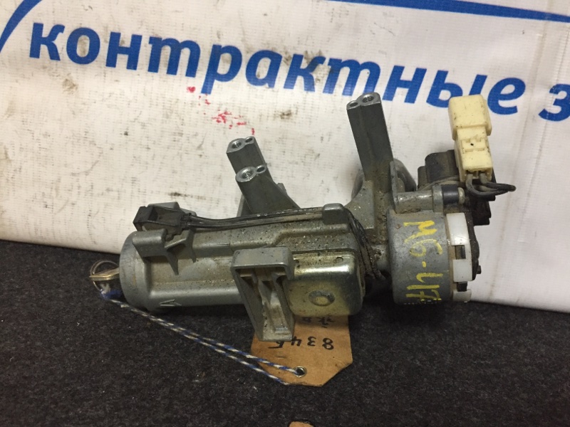 Замок зажигания Daihatsu Hijet Truck S211P KF-VE