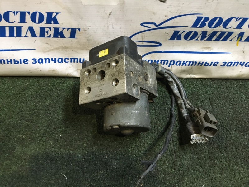 Блок ABS Nissan Bluebird HU14 SR20DE