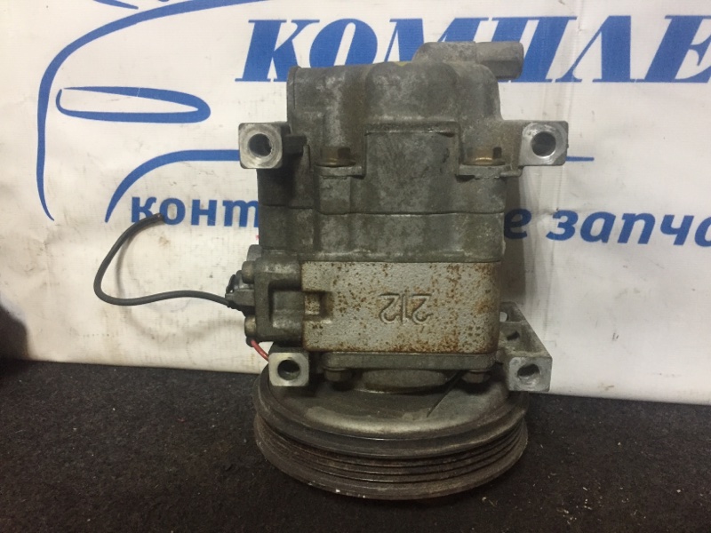 Компрессор кондиционера Honda Logo GA3 D13B