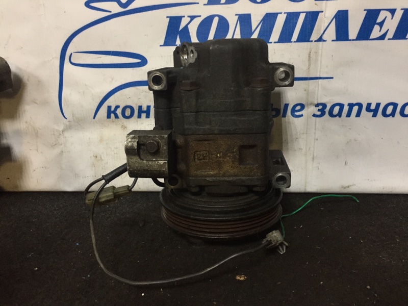 Компрессор кондиционера Mazda Demio DW5W B5E