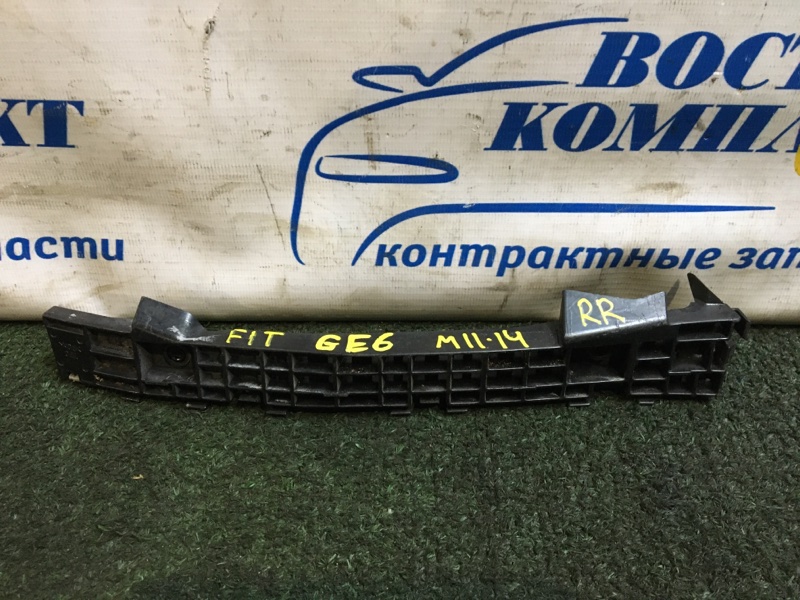 Клипса бампера Honda Fit GE6 L13A зад прав