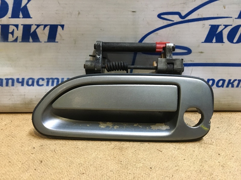 Ручка двери наружная Nissan Stagea WGNC34 RB25DE перед лев