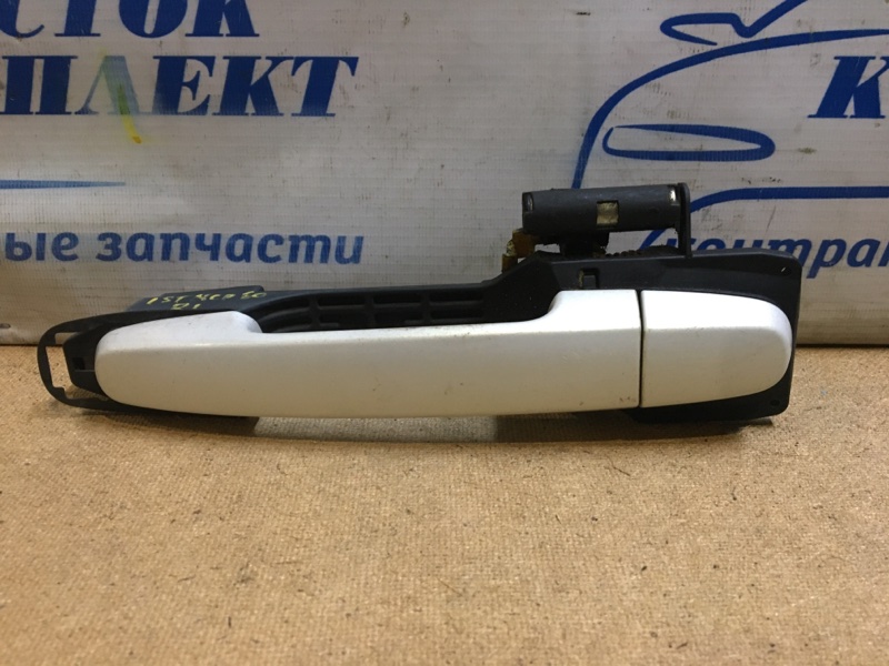 Ручка двери наружная Toyota IST NCP60 2NZ-FE зад лев