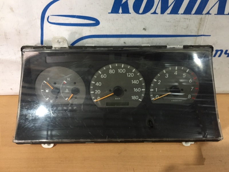 Комбинация приборов Toyota Grand Hiace VCH28K 5VZ-FE