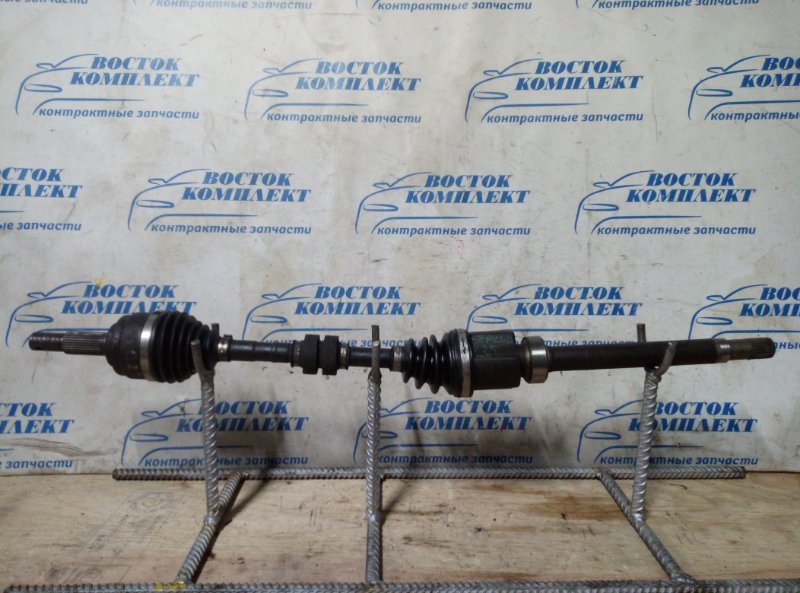 Привод Nissan Serena C25 MR20DE перед прав