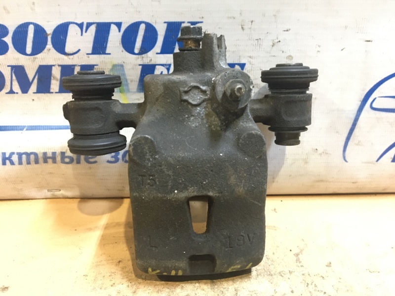 Суппорт Nissan March K11 CG10DE перед лев