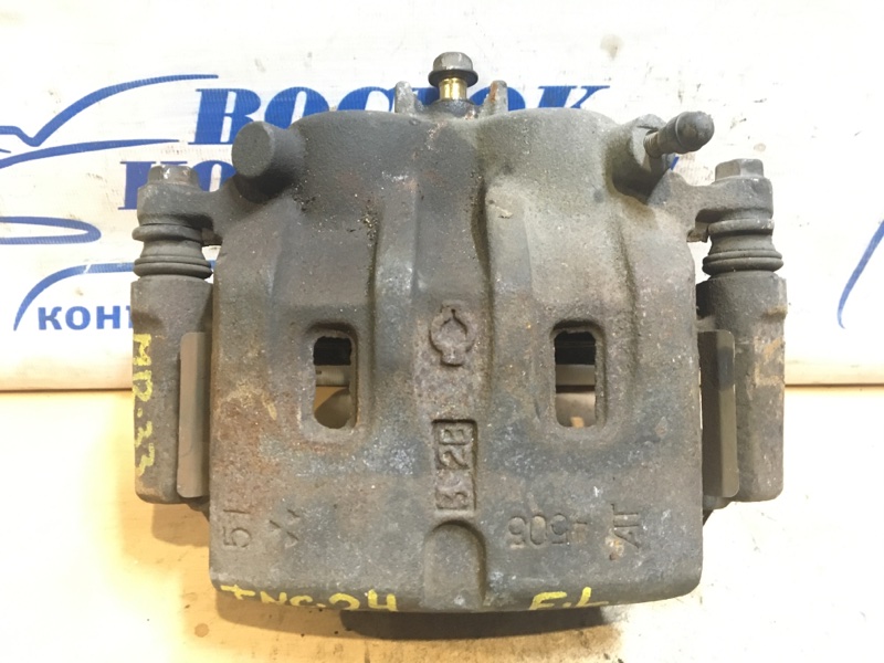 Суппорт Nissan Serena TNC24 QR20DE перед лев