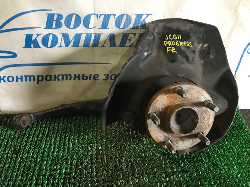 Ступица Toyota Progres JCG11 2JZ-GE перед прав