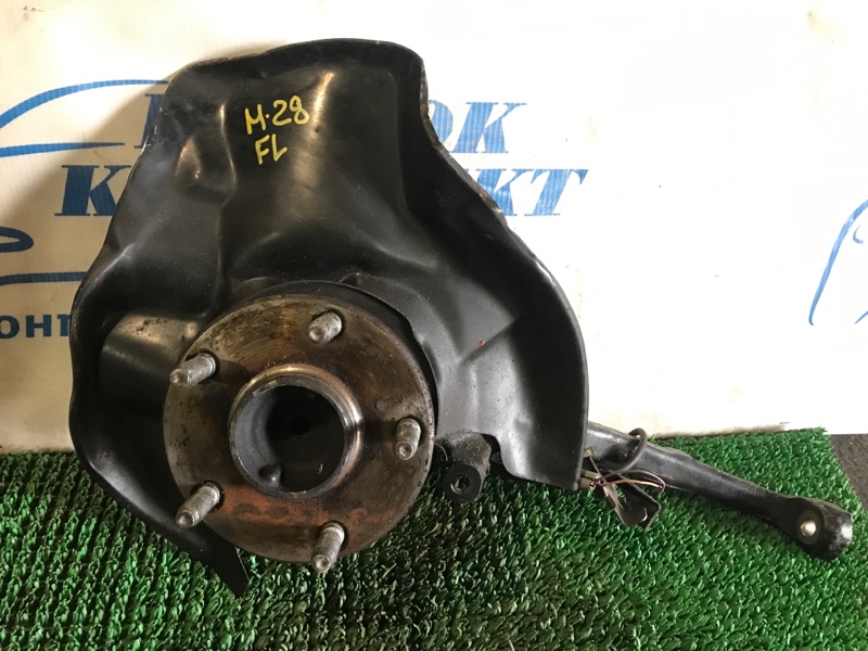 Ступица Toyota Progres JCG10 1JZ-GE перед лев