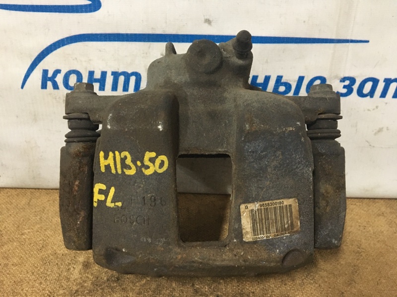 Суппорт Peugeot 307  EW10A перед лев