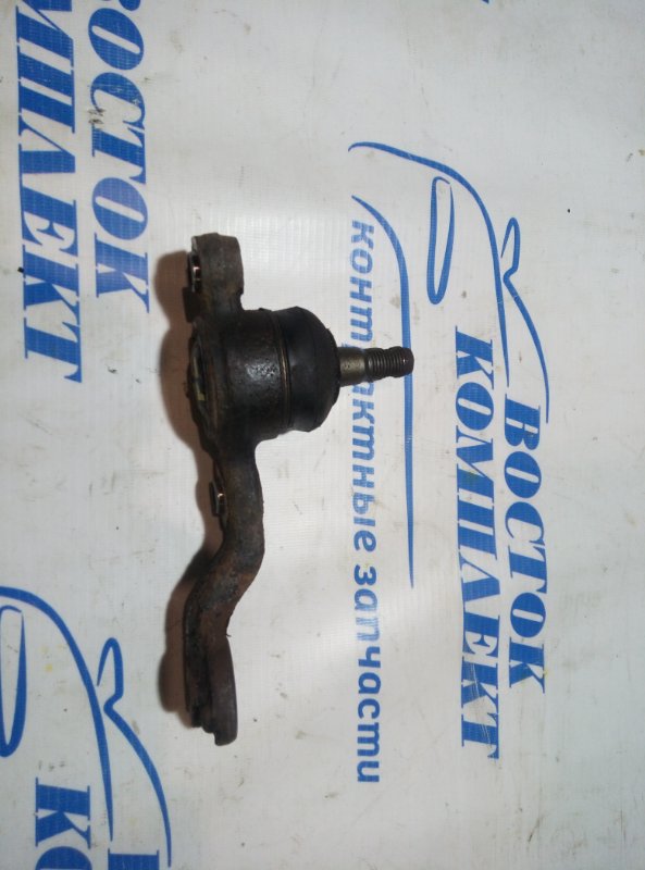 Шаровая опора Toyota Progres JCG10 1JZ-GE перед лев