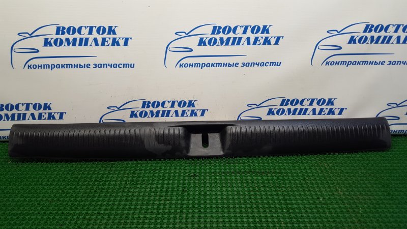 Накладка багажника Mazda MPV LW3W L3-DE