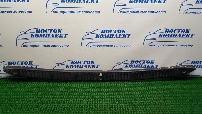 Накладка багажника Toyota Cresta GX90 1G-FE