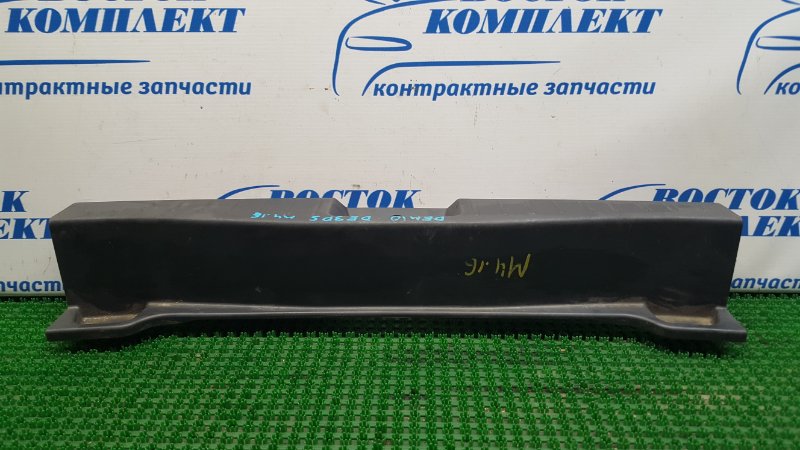 Накладка багажника Mazda Demio DE3FS ZJ-VE